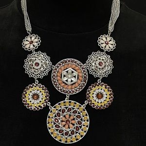NWOT - Chico’s silver filagree & beaded medallion necklace